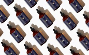 IAMPURE bottle pattern cut